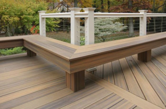 view of an outdoor deck and railing system